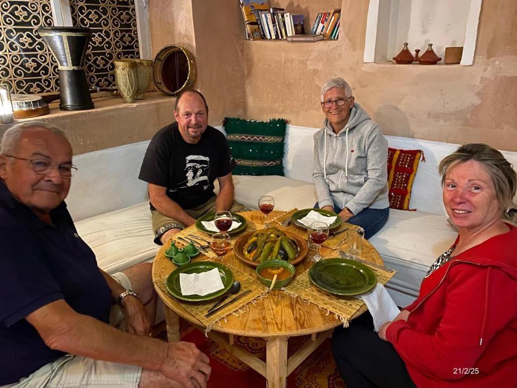 Tigmi Hamid Decouverte Des Traditions Et De La Culture Berbere Ait Ben Haddou Bagian luar foto
