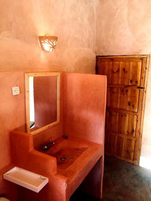 Tigmi Hamid Decouverte Des Traditions Et De La Culture Berbere Ait Ben Haddou Bagian luar foto