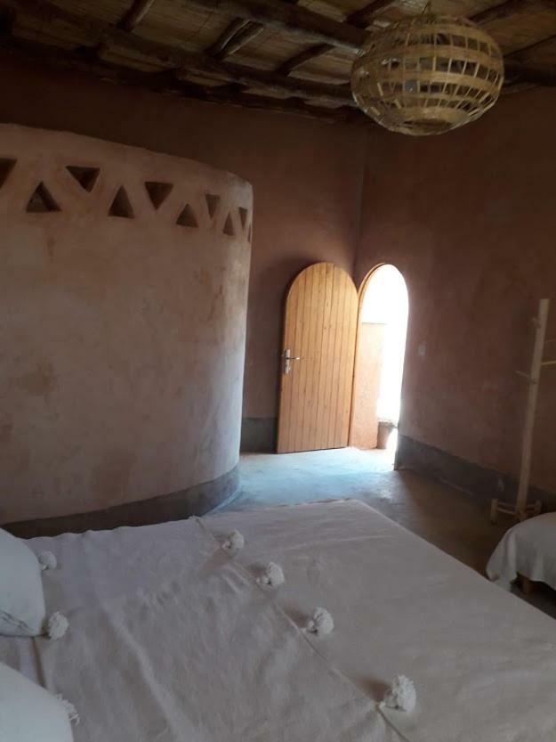 Tigmi Hamid Decouverte Des Traditions Et De La Culture Berbere Ait Ben Haddou Bagian luar foto